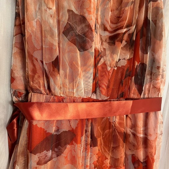 Copper color, flower print, long dress. - Picture 3 of 14